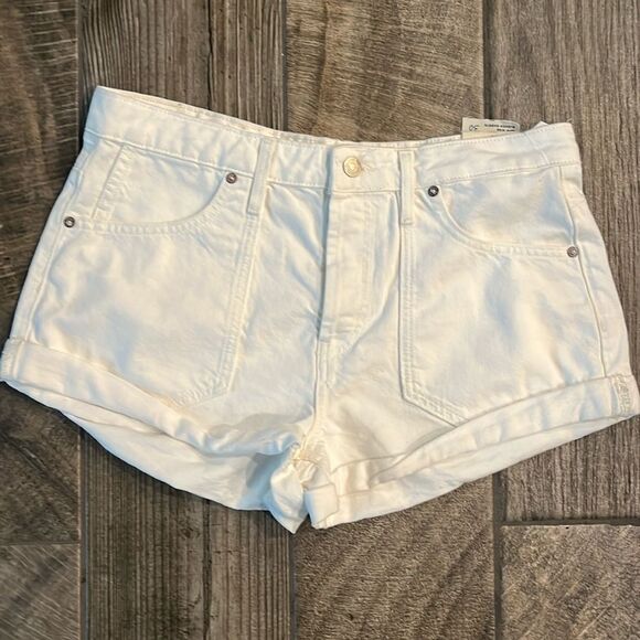 Nwt We The Free white rolled leg shorts - Picture 1 of 8